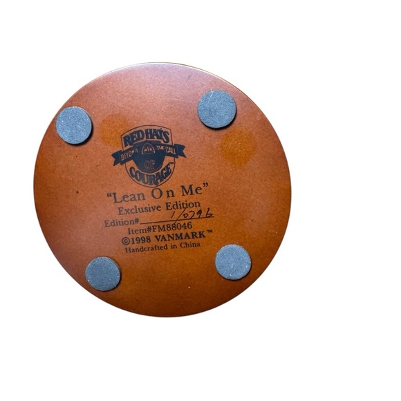 🔥 Vanmark Red Hats of Courage “Lean On Me” Fireman Figurine 1998 🧑‍🚒👶 - Picture 6 of 6